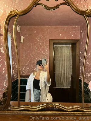 blondy_angel / blondyangel nude photo #0049