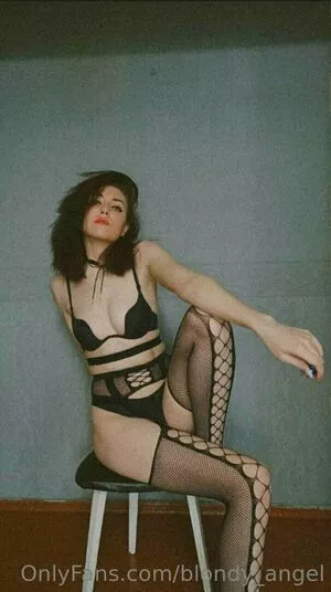 blondy_angel / blondyangel nude photo #0125