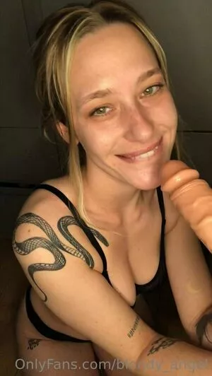 blondy_angel / blondyangel nude photo #0195