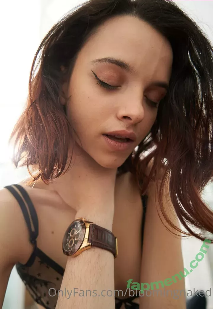 bloomingnaked nude photo #0007 (fawnshimer)