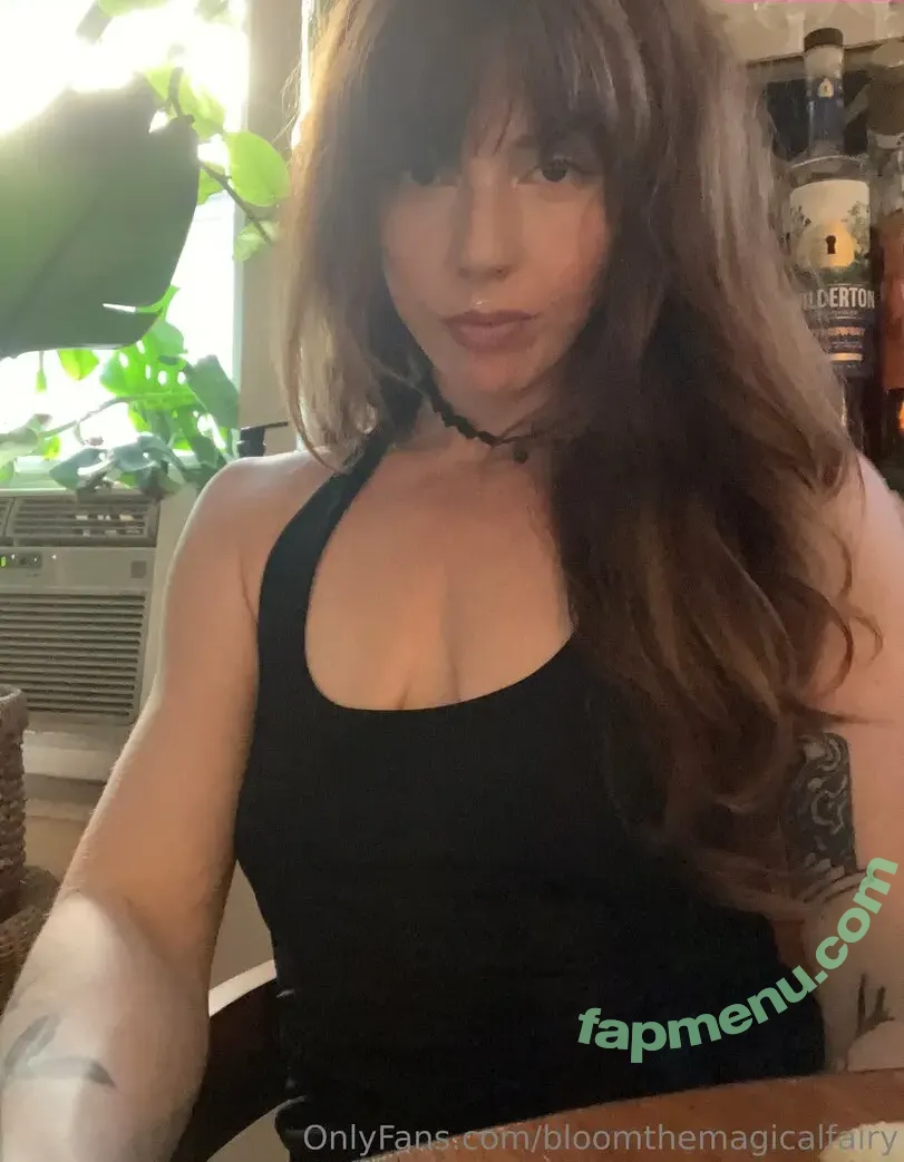 bloomtheenchantress nude photo #0002 (km_emily)