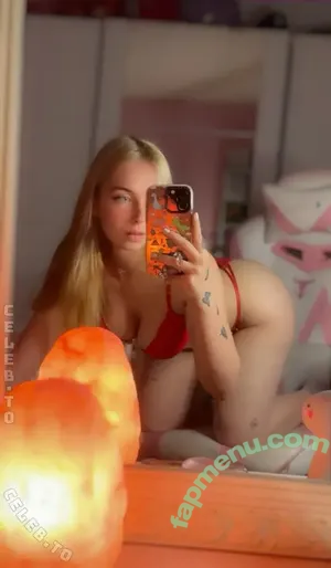 blossomprinxess / blossomprinxesss / mariimoonstar nude photo #0012