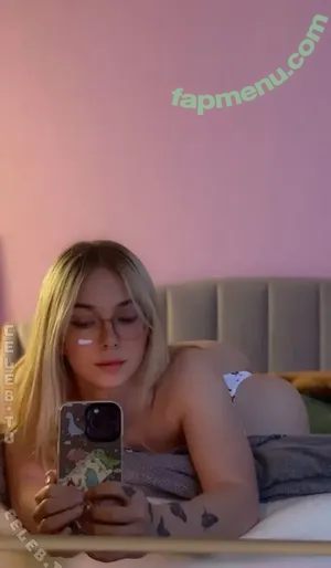 blossomprinxess / blossomprinxesss / mariimoonstar nude photo #0046