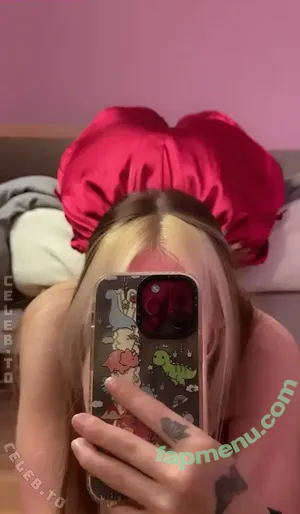 blossomprinxess / blossomprinxesss / mariimoonstar nude photo #0073