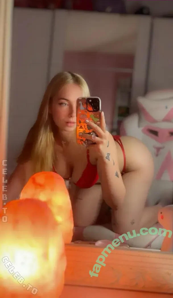 blossomprinxess nude photo #0012 (blossom.prinxess / blossomprinxesss / mariimoonstar)