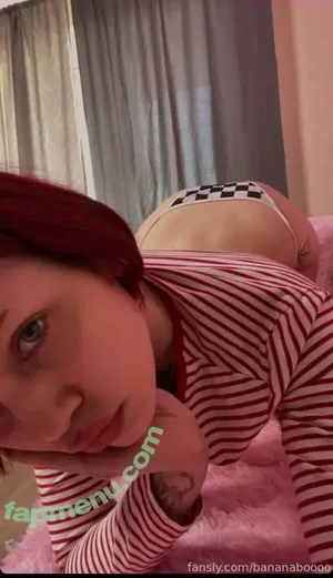 blue_eye_twinkle / lisa_milkis nude photo #0134