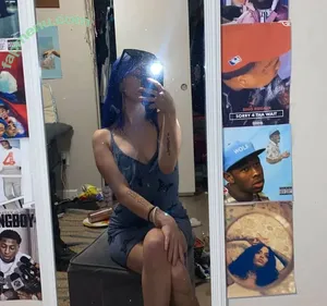 blue_skyy21 / GoddessBlue / blue_goddess / goddess_Blue21 / reel nude photo #0013