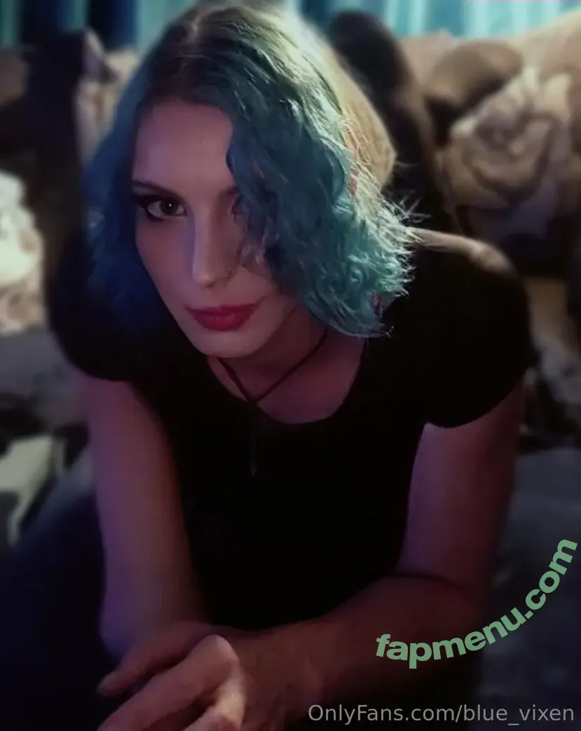 blue_vixen nude photo #0003 (blue_vixen)