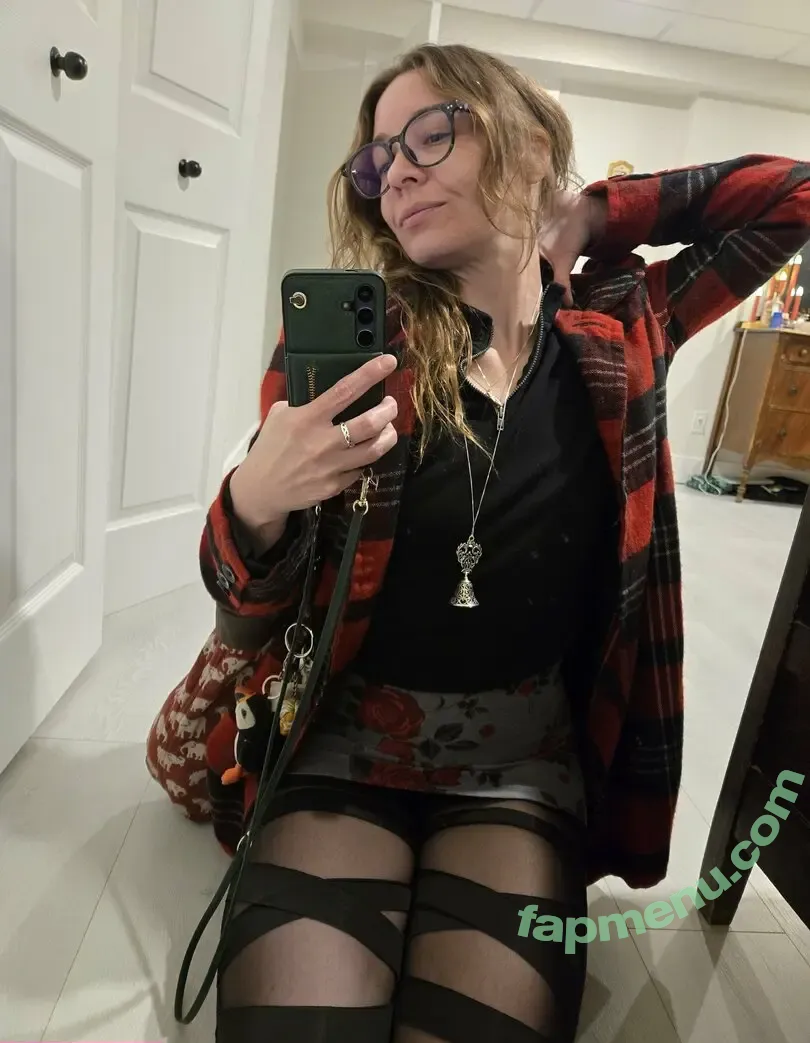 blueberry83 nude photo #0066 (blueberry83)