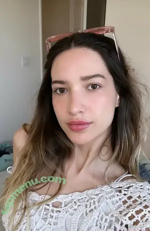  nude photo #0004