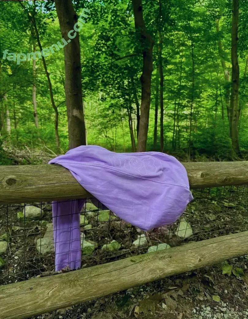 Blueberrymilkmob nude photo #0019 (Sabrina Costello / sabrinacostello)