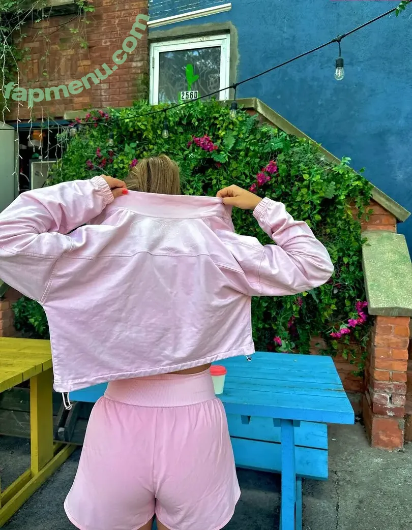 Blueberrymilkmob nude photo #0020 (Sabrina Costello / sabrinacostello)