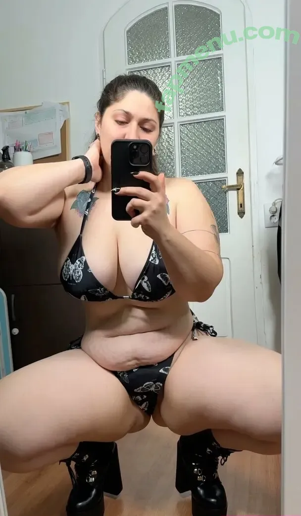 bluebitchroxy nude photo #0010 (bluebitchroxy)