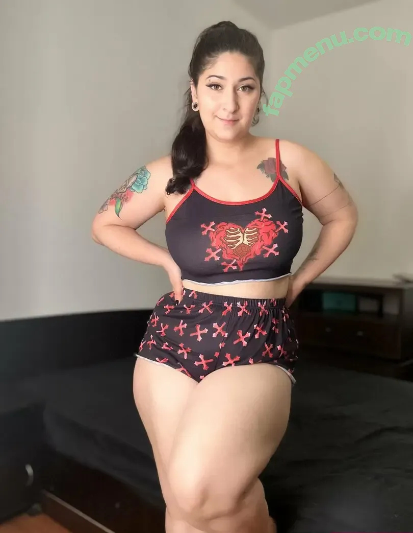 bluebitchroxy nude photo #0037 (bluebitchroxy)