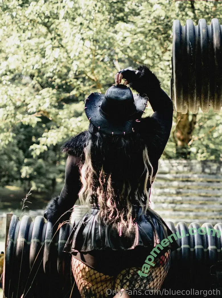 Bluecollargoth nude photo #0060 (Bluecollargoth)