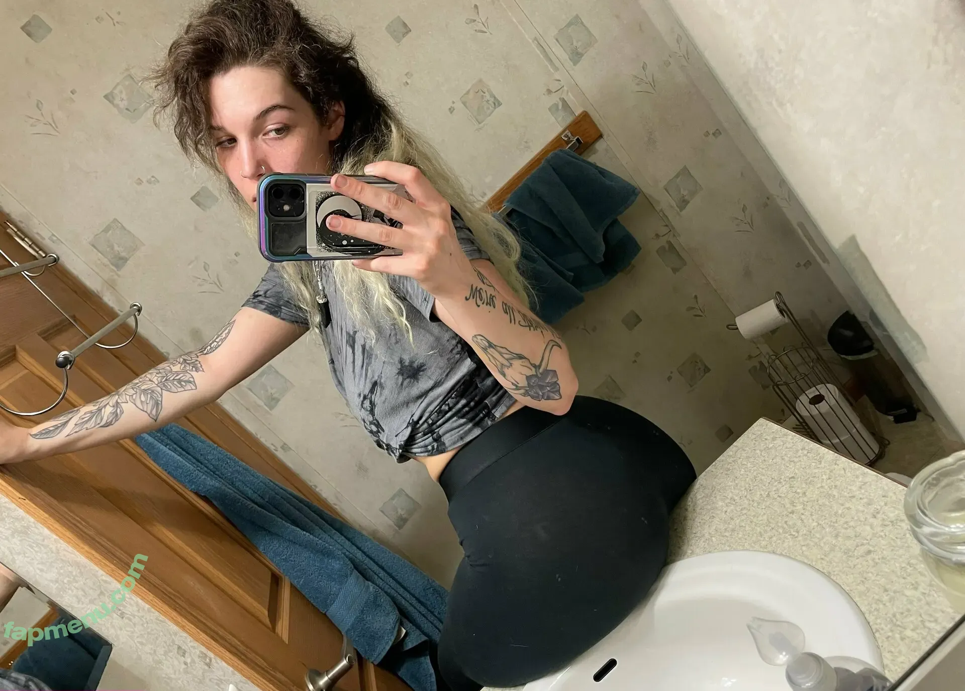 bluedreamer1494 nude photo #0013 (bluedreamzinc)
