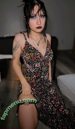 bluegothgf69 / itsgothgf nude photo #0013