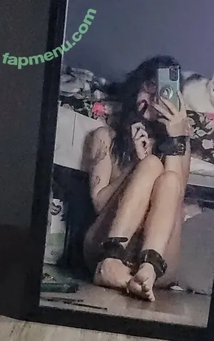 bluegothgf69 / itsgothgf nude photo #0038
