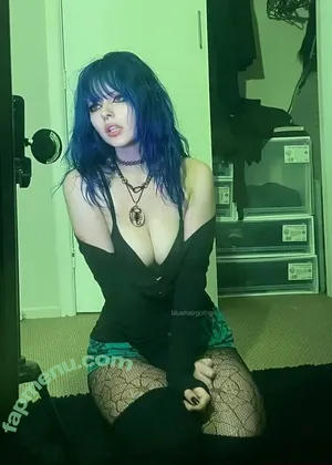 bluehairgothgrl / bluehairedgoth nude photo #0062