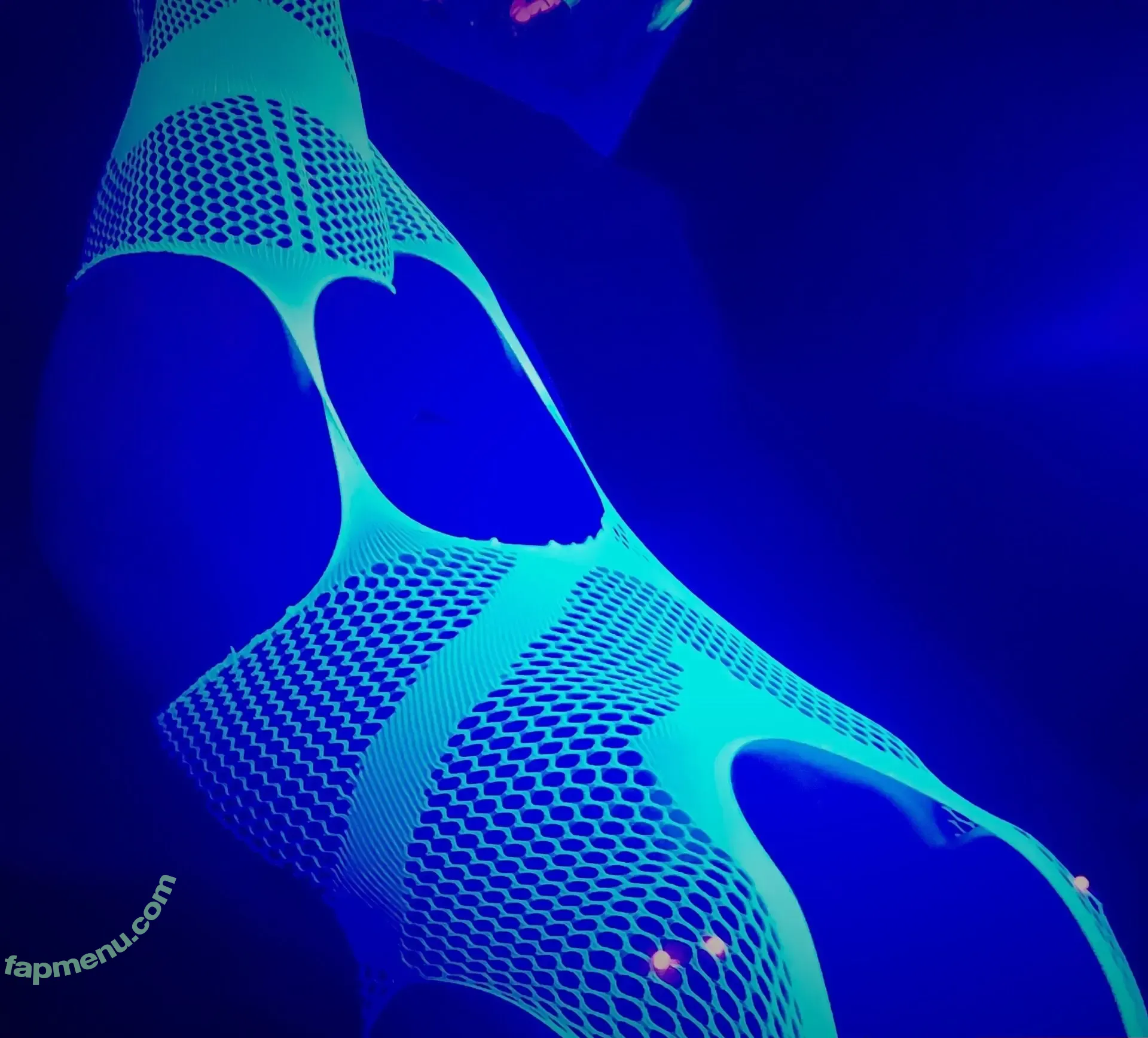 BlueHuneyDew nude photo #0137 (bluehunnitss_)