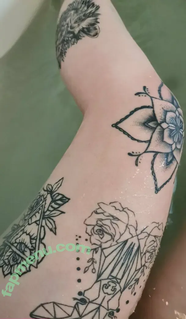 bluelily nude photo #0006 (blue.lily.productions)