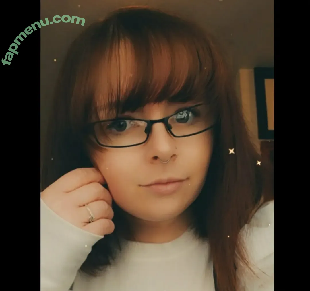 bluelily nude photo #0021 (blue.lily.productions)