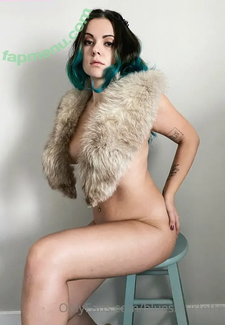 BlueSmurfette nude photo #0050 (bluesmurfette__ / imbluesmurfette)