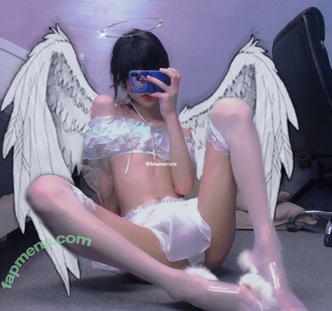 blunarcis nude photo #0009 (blunartics)