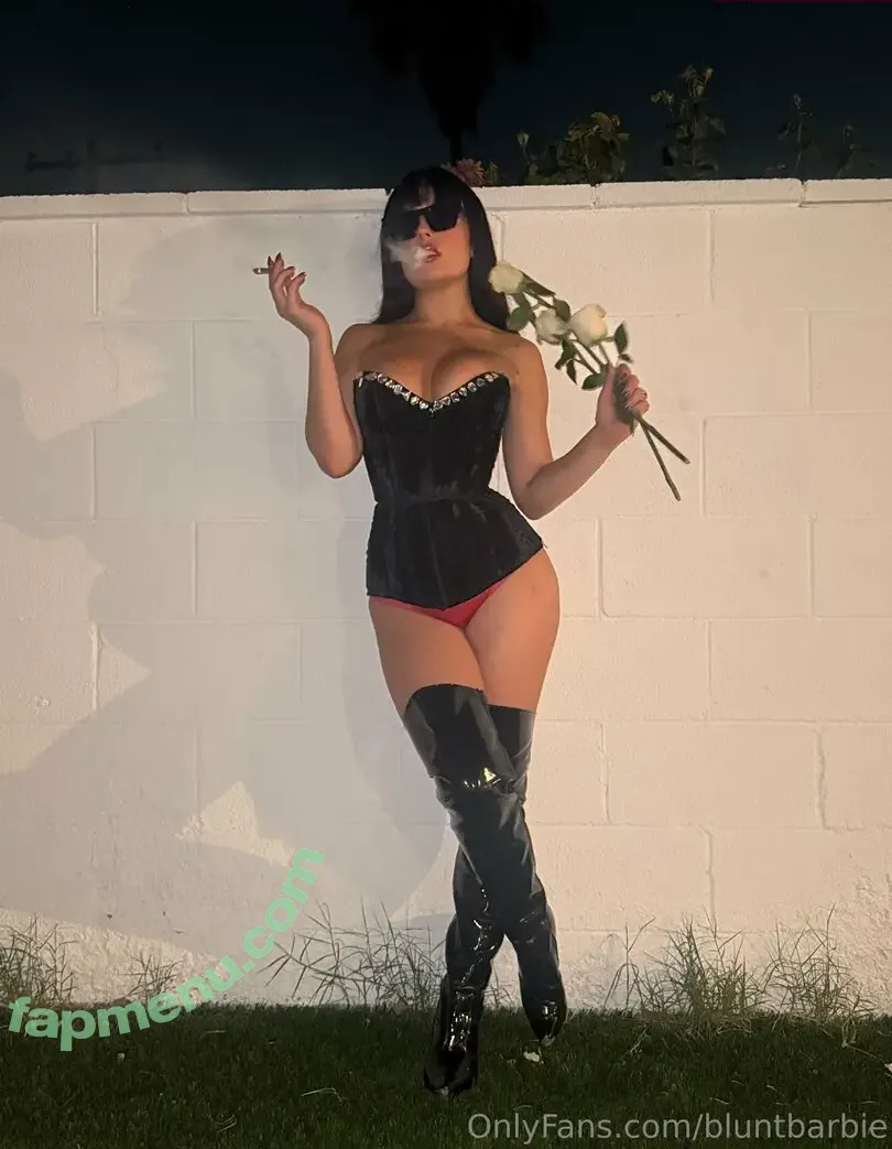 bluntbarbie nude photo #0235 (_prettypothead_ / itsleostar)