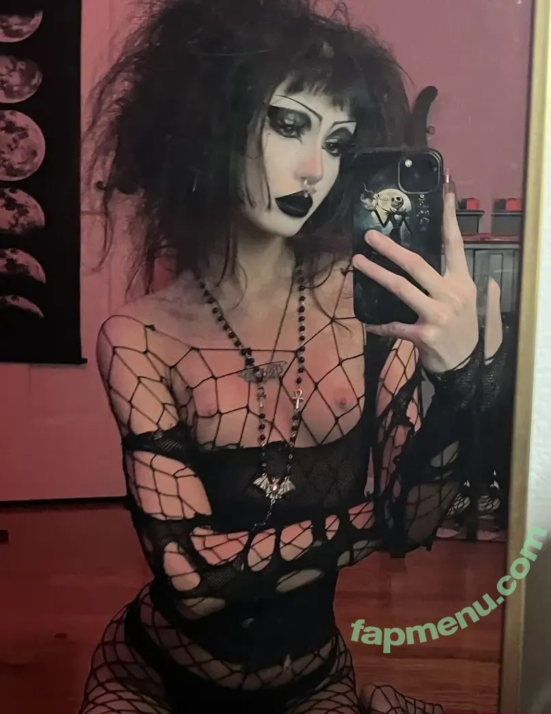 Bluntghoul nude photo #0010 (Bluntghoul)