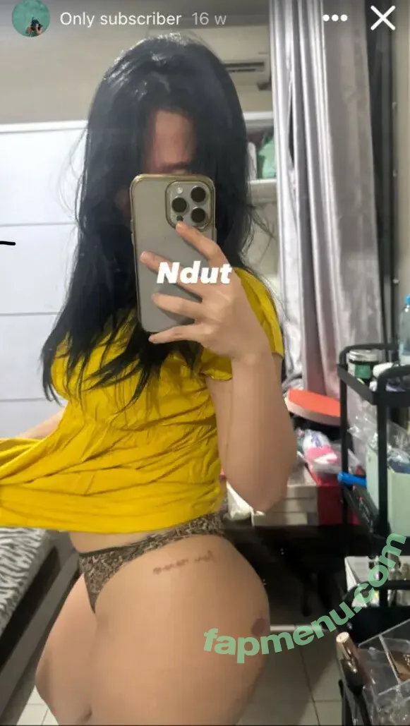 bluntviews_ nude photo #0012 (bluntviews_)