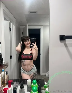  nude photo #0001