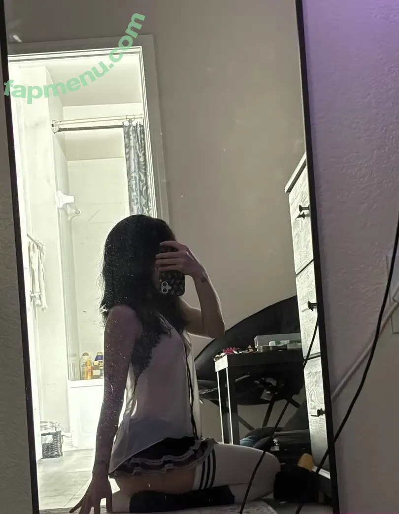 blushymallow nude photo #0336 (blushy.mallow / pastelblushy)