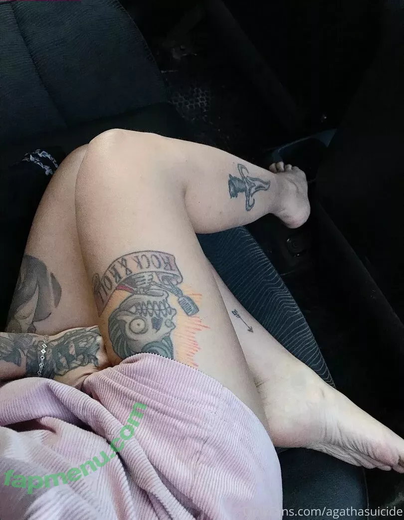 blvckchxrry nude photo #0013 (blvckchxrry)