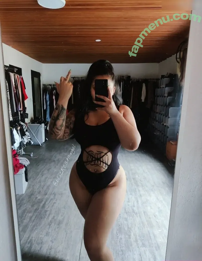 blxckcatangel nude photo #0022 (blxckcatangel)