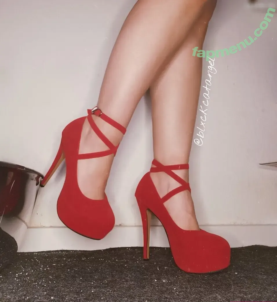 blxckcatangel nude photo #0063 (blxckcatangel)