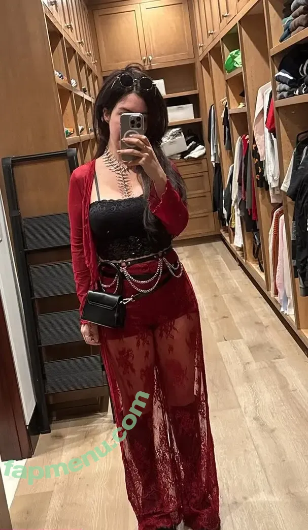 Bnans nude photo #0138 (Hannah Kenney)