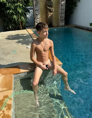 bnnytwnk / bnnytwnk__ nude photo #0003