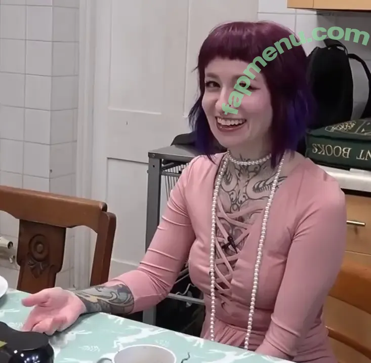 Boba_witch nude photo #0117 (boba.wtch / bobateabitxh / bobawitch / bobawtch)