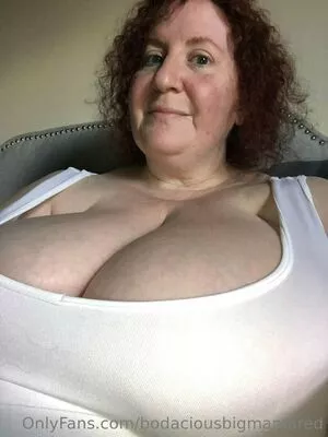 bodaciousbigmamared / bodaciousred nude photo #0005