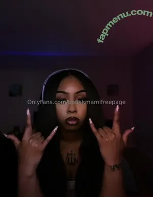 bodakmamifreepage / asmrnbooty nude photo #0033