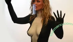 Body Painted Celebs. / bodypaintqueen nude photo #0071
