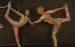 Body Painted Celebs. / bodypaintqueen nude photo #0143