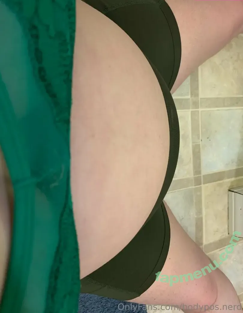 bodypos.nerd nude photo #0018 (bodypos.nerd)