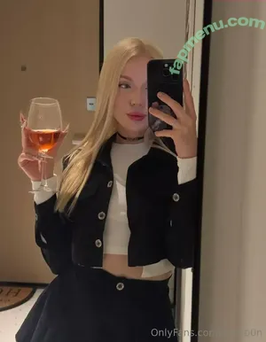 bon_b0n / Bonnie 💞 / bonnielacosta nude photo #0173