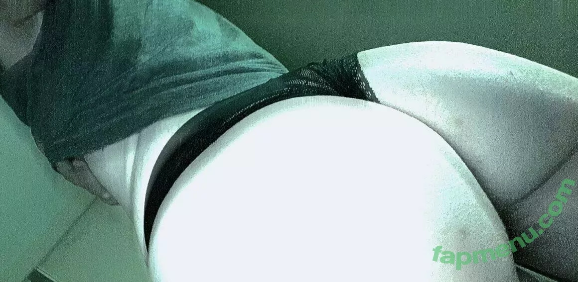 bongsandchillx nude photo #0006 (bongsandchillx)