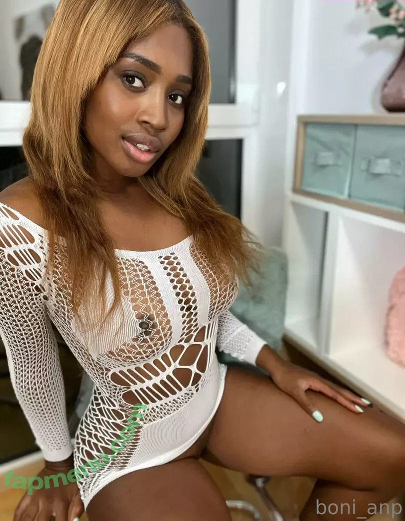 Boni_anp nude photo #0270 (Boni Brown / Boni Lulo / boni_official_star)