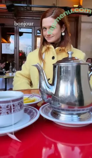 Bonnie Wright / thisisbwright nude photo #0250