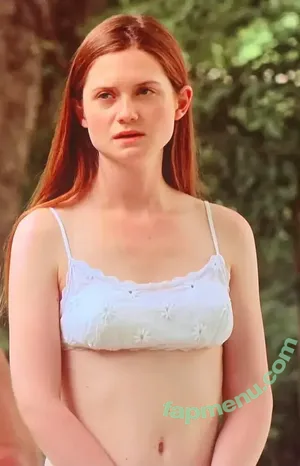 Bonnie Wright / thisisbwright nude photo #0278