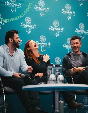 Bonnie Wright / thisisbwright nude photo #0284